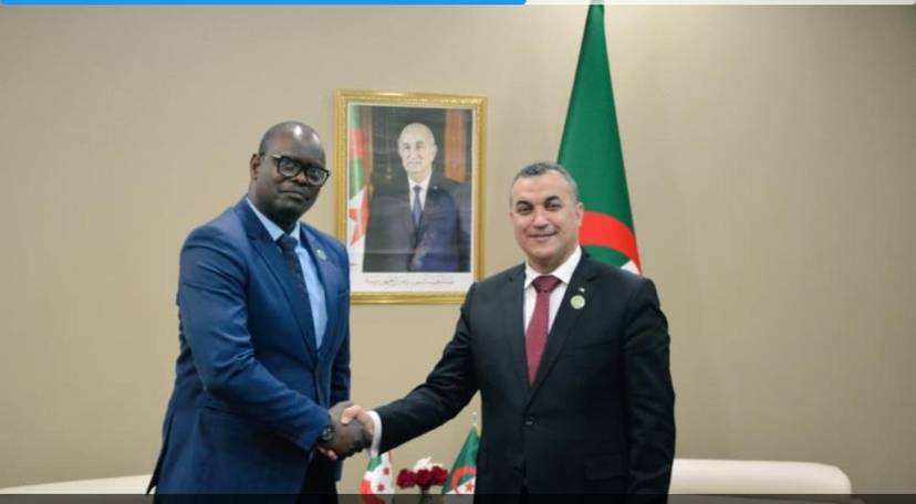 Le Ministre de la communication et des Médias burundais en Algérie